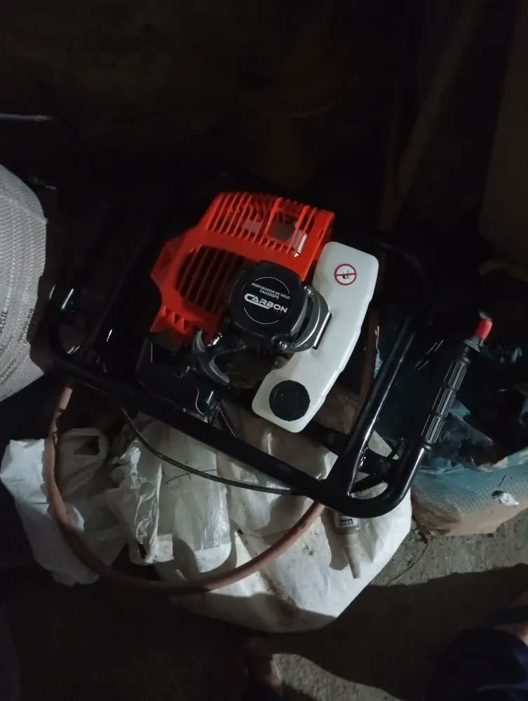 foto de Perfurador De Solo A Gasolina Broca 80x10 80x15 Carbon Fak