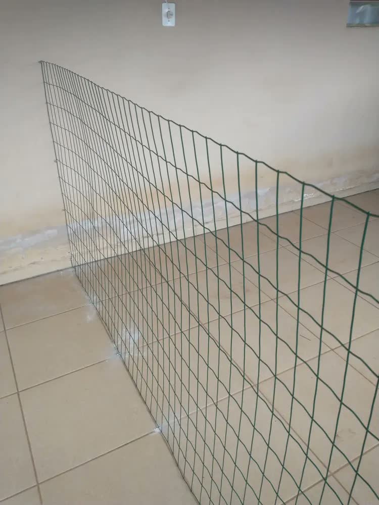 foto de Tela Alambrado Verde 1,2m x 25m PVC Aço Galvanizado Fronteira