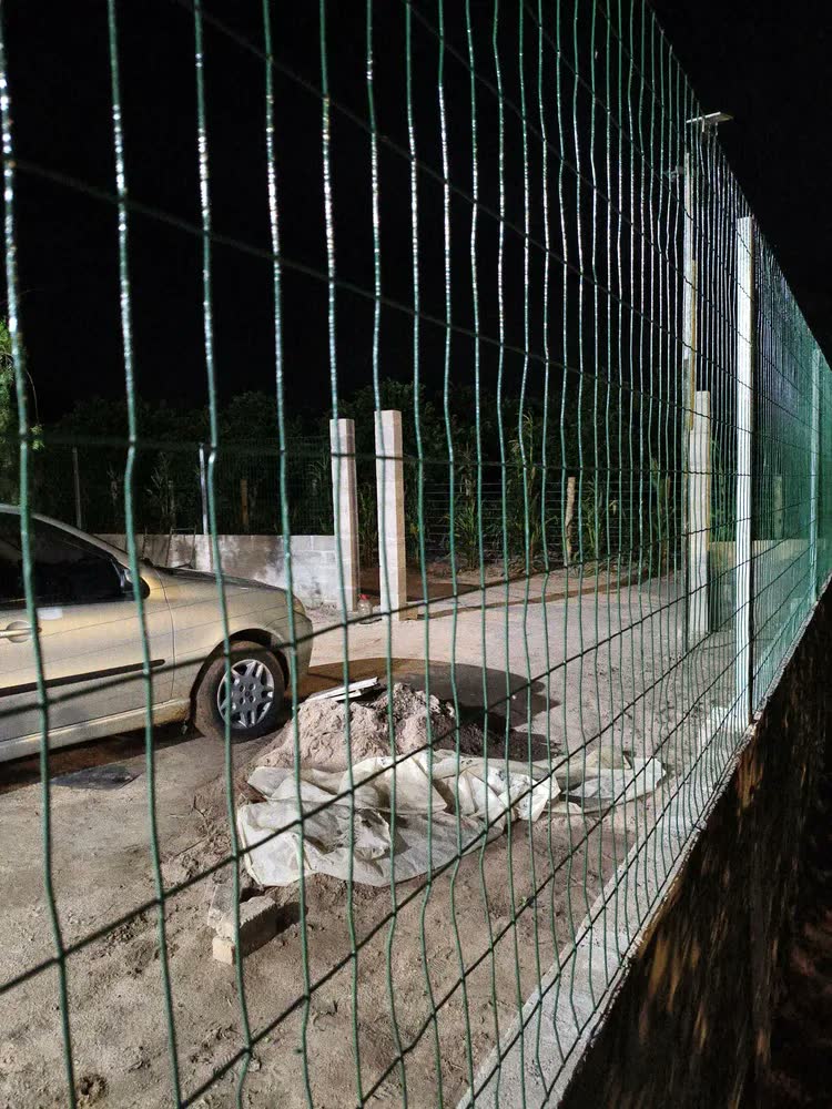 foto de Tela Alambrado Verde 1,2m x 25m PVC Aço Galvanizado Fronteira
