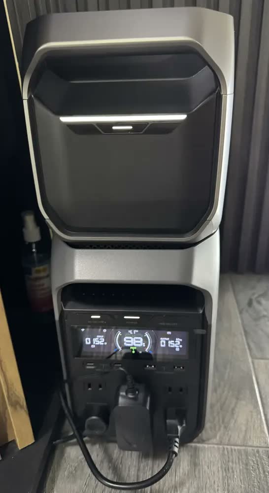 foto de Ecoflow Delta 3 127v Estação Energia Portátil Gerador Solar 1024wh