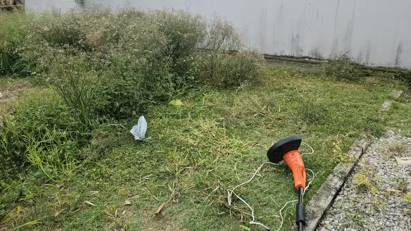 foto de Aparador De Grama Elétrico Corte 280 Mm 1500 W Tramontina