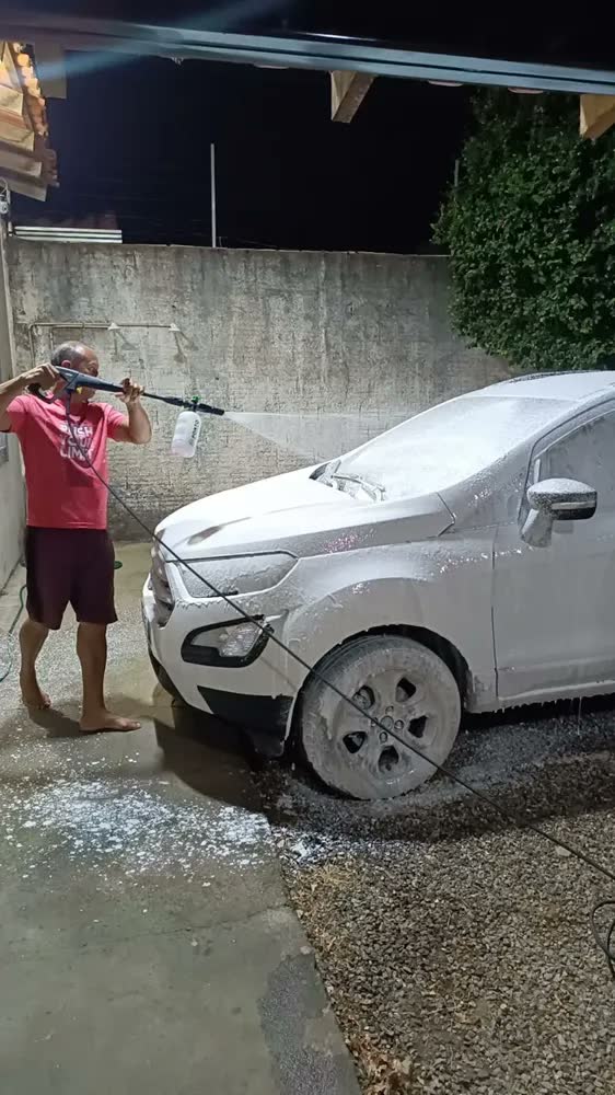 foto de Lavadora De Alta Pressão Economica Potente 1400w Vonder