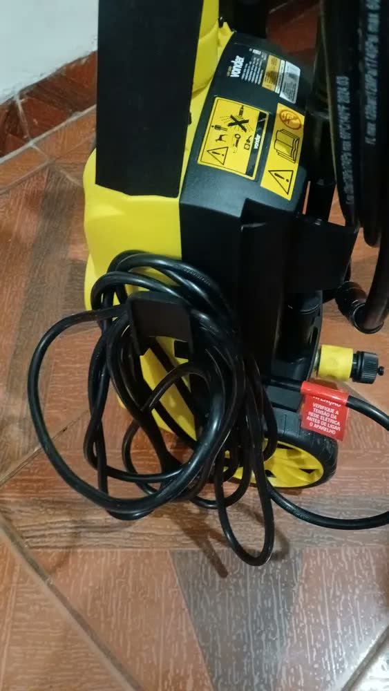 foto de Lavadora De Alta Pressão Economica Potente 1400w Vonder