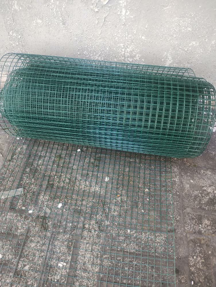 foto de Tela Soldada Revest. Pvc 15mm Fachada Alvenaria 15m X 0,50m Cor Verde