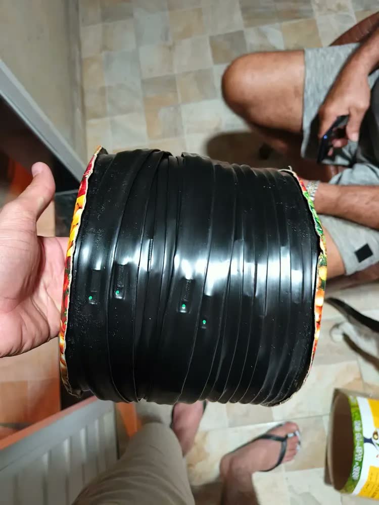 foto de Mangueira Irrigação Gotejamento 200m + Pronta Cor Preto