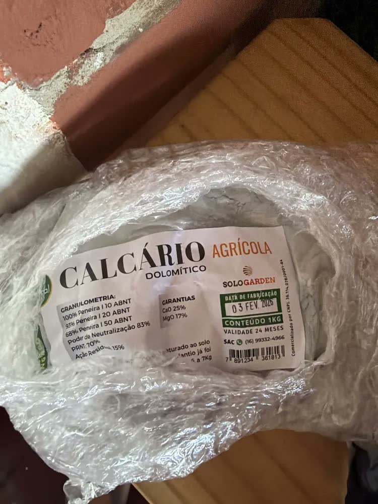 foto de Calcário Dolomítico Natural 1kg Sologarden pH Solo Acidez Jardinagem