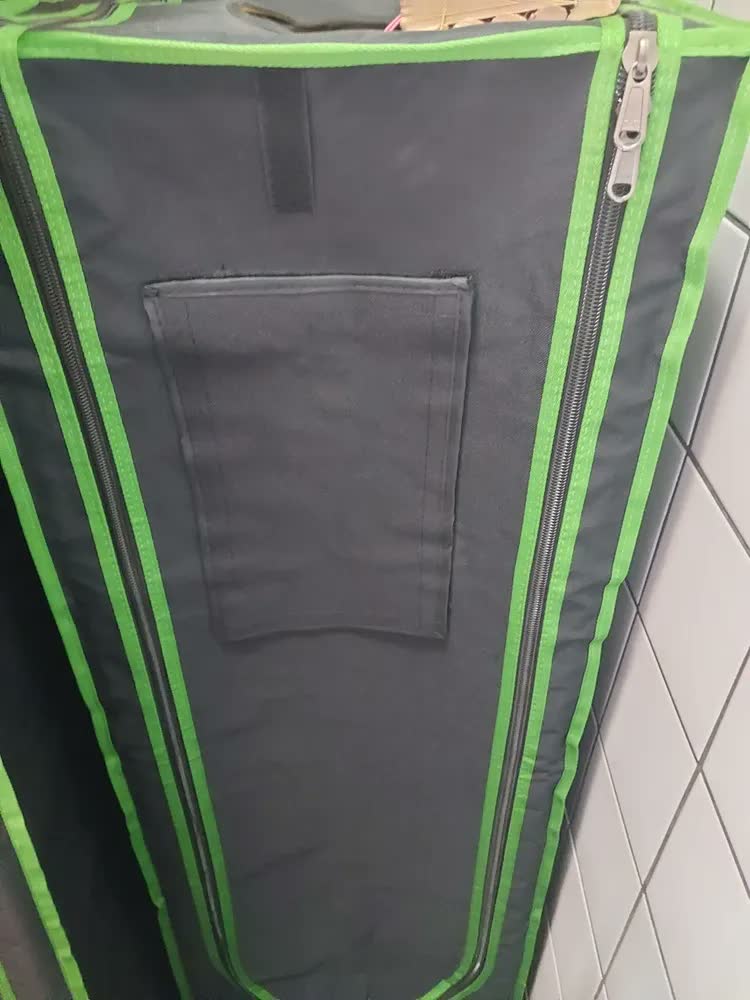 foto de Estufa Grow Tenda 40x40x120 Indoor Preto Cultivo