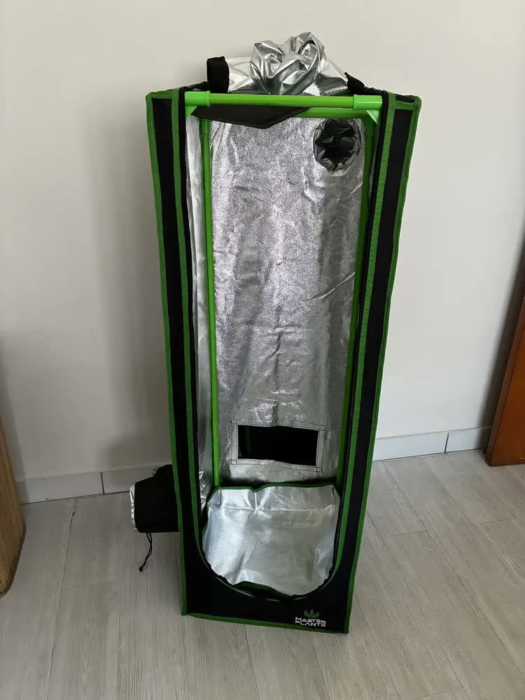 foto de Estufa Grow Tenda 40x40x120 Indoor Preto Cultivo