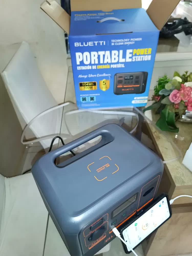 foto de Estação De Energia Ac50p Bluetti Portátil 504wh 700w Potente