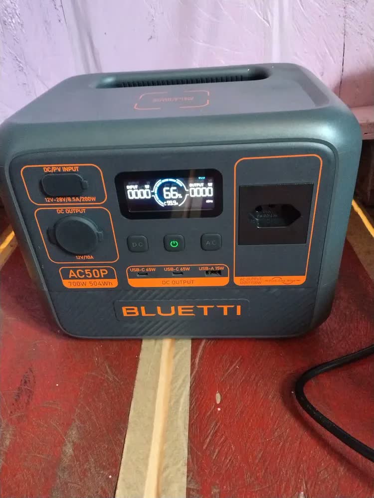 foto de Estação De Energia Ac50p Bluetti Portátil 504wh 700w Potente