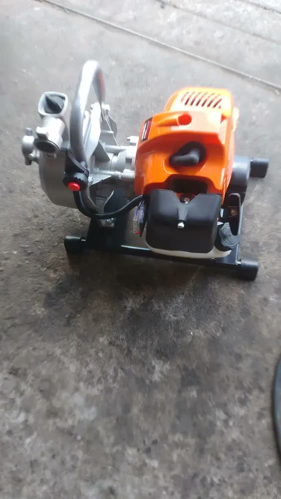 foto de Motobomba Gasolina 2t Auto Escorvante 1'' 52cc 2,5hp Vmb251