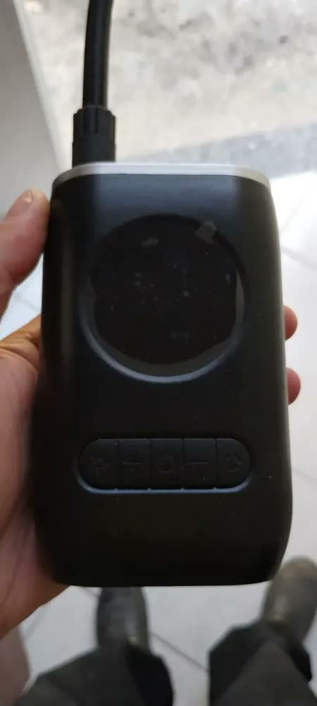 foto de Compressor de Ar Portátil Digital S-FORTE 150 PSI USB Para Carro Moto Bike