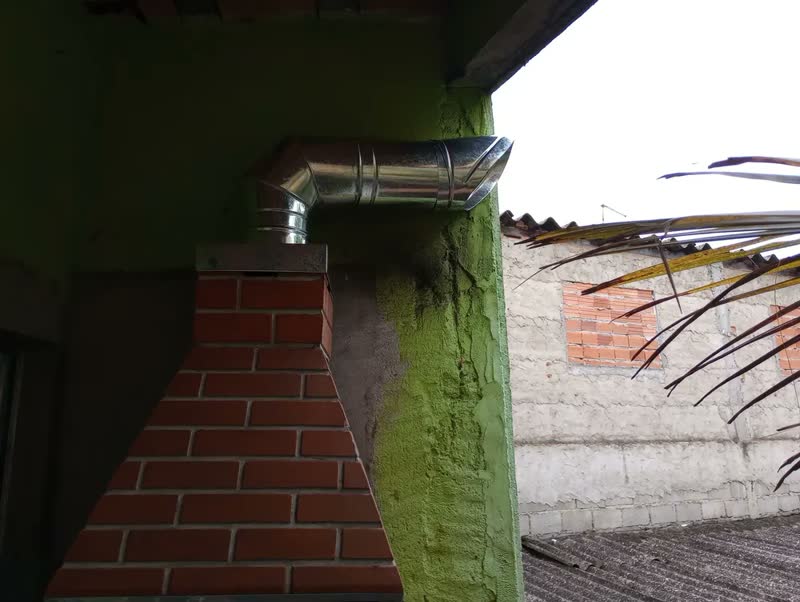 foto de Chaminé Para Churrasqueira Pré Moldada Top Coifas Cor Prateado