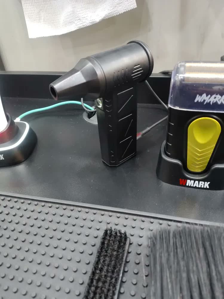 foto de Mini Soprador De Ar Turbo Sem Fio Recarregável USB Com LED Portátil Compacto Potente Ventilação Multiuso Para Limpeza De Notebook Computador Teclado Carro Eletrônicos Poeira - Shokki