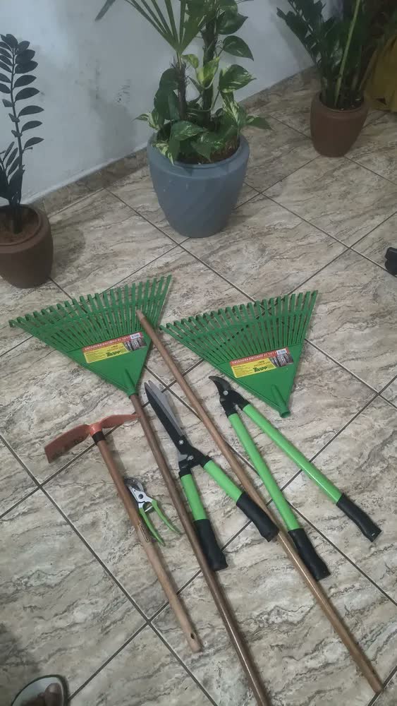foto de Escardillo de coração de madeira de manga 60cm