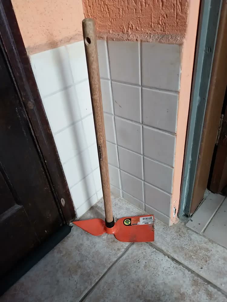 foto de Escardillo de coração de madeira de manga 60cm