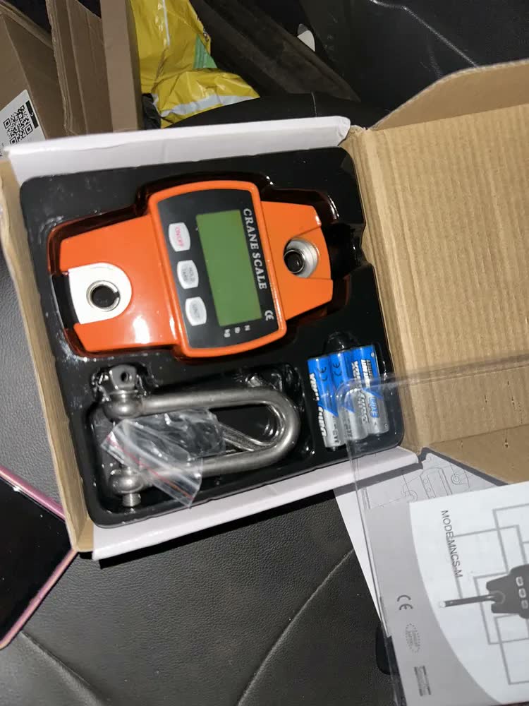 foto de Balança Digital 300kg Guindaste Industrial Lcd Portatil Laranja