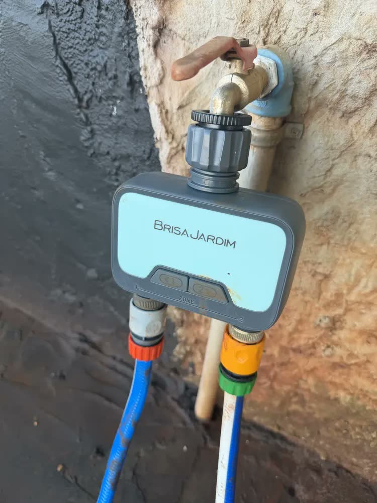 foto de Temporizador Irrigação Brisa Jardim 2 Saídas Smart Controle por APP com conexão Bluetooth e Wi-fi Verde Água E Cinza