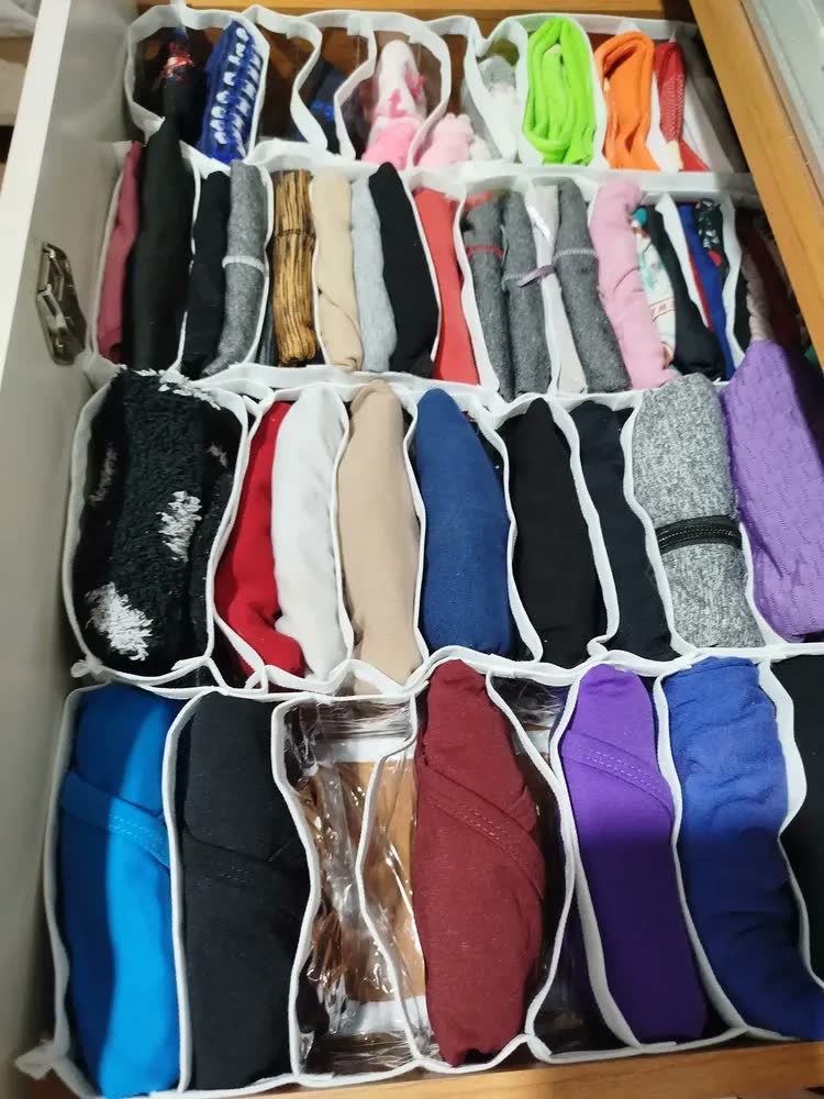 foto de 10 Colmeia Organizadora G (10x25x35) Camisetas 10 Nichos Viés Branco
