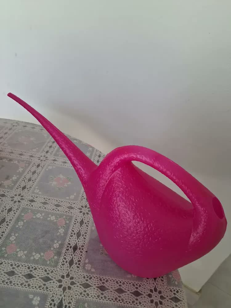 foto de Regador Com Bico Fino 2 Litros Verde/azul Jardinagem Cor Rosa