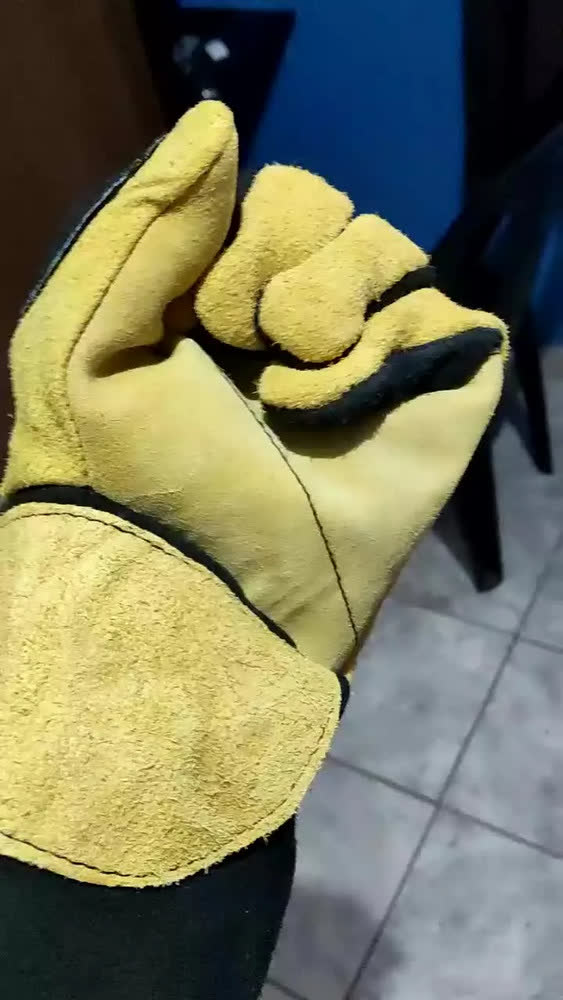 foto de Luva De Raspa Epi Solda Proteção Cano Longo The Black Tools