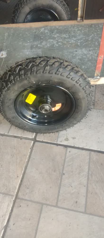 foto de Roda Carrinho Mão Carga Carriola Rolamento Eixo Aro 3,25x8 Preto