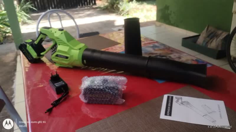 foto de Soprador de Folhas Truerza Sem Fio 21V Com 2 Baterias e Carregador, 530 CFM, Rotação de 180°