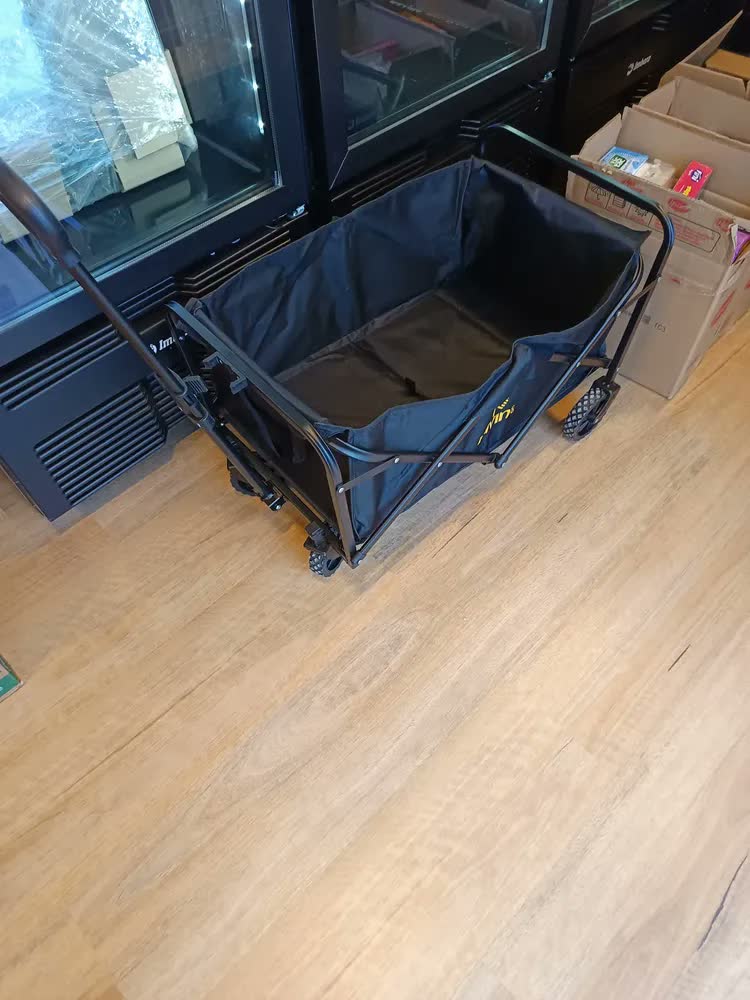 foto de Carrinho Dobrável Multifuncional Acampamento Praia Camping Impermeável Multiuso 200kg Reforçado Portátil Cor Preto Luvinco