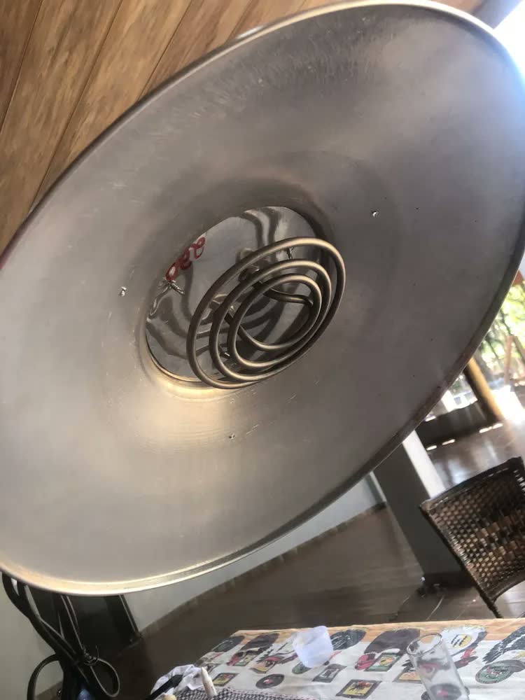 foto de Aquecedor Pintinho Elétrico, Resistencia Blindada (três