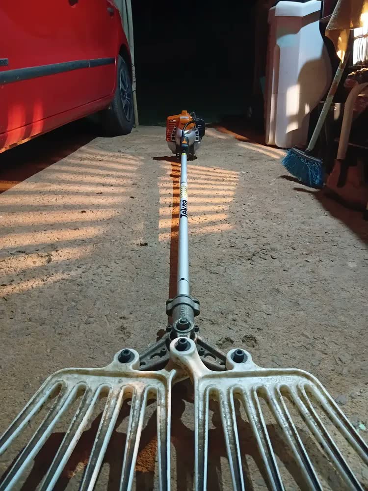 foto de Roçadeira Lateral A Gasolina 2t 26cc Rld26rs Tekna