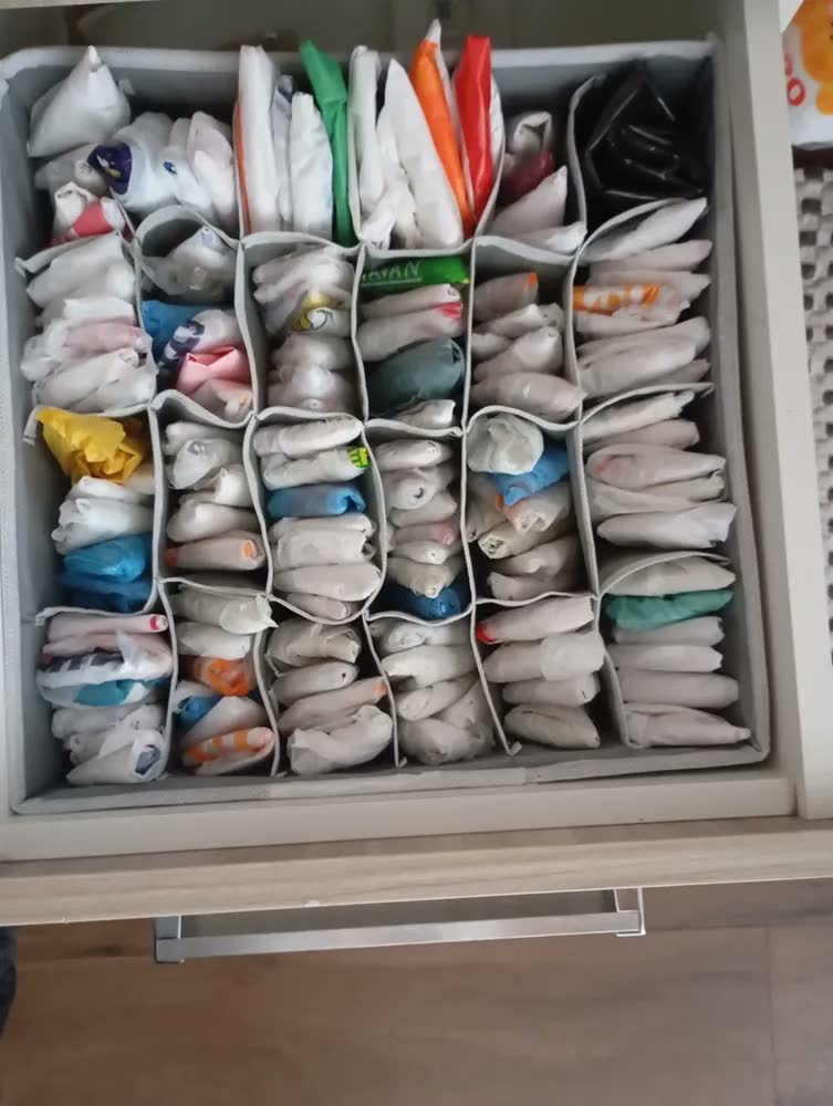 foto de 4 Organizadores Colmeia Gaveta Divisórias Roupas Intimas Cinza